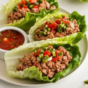 Low-Carb Turkey & Cheese Lettuce Wraps 🥬🦃